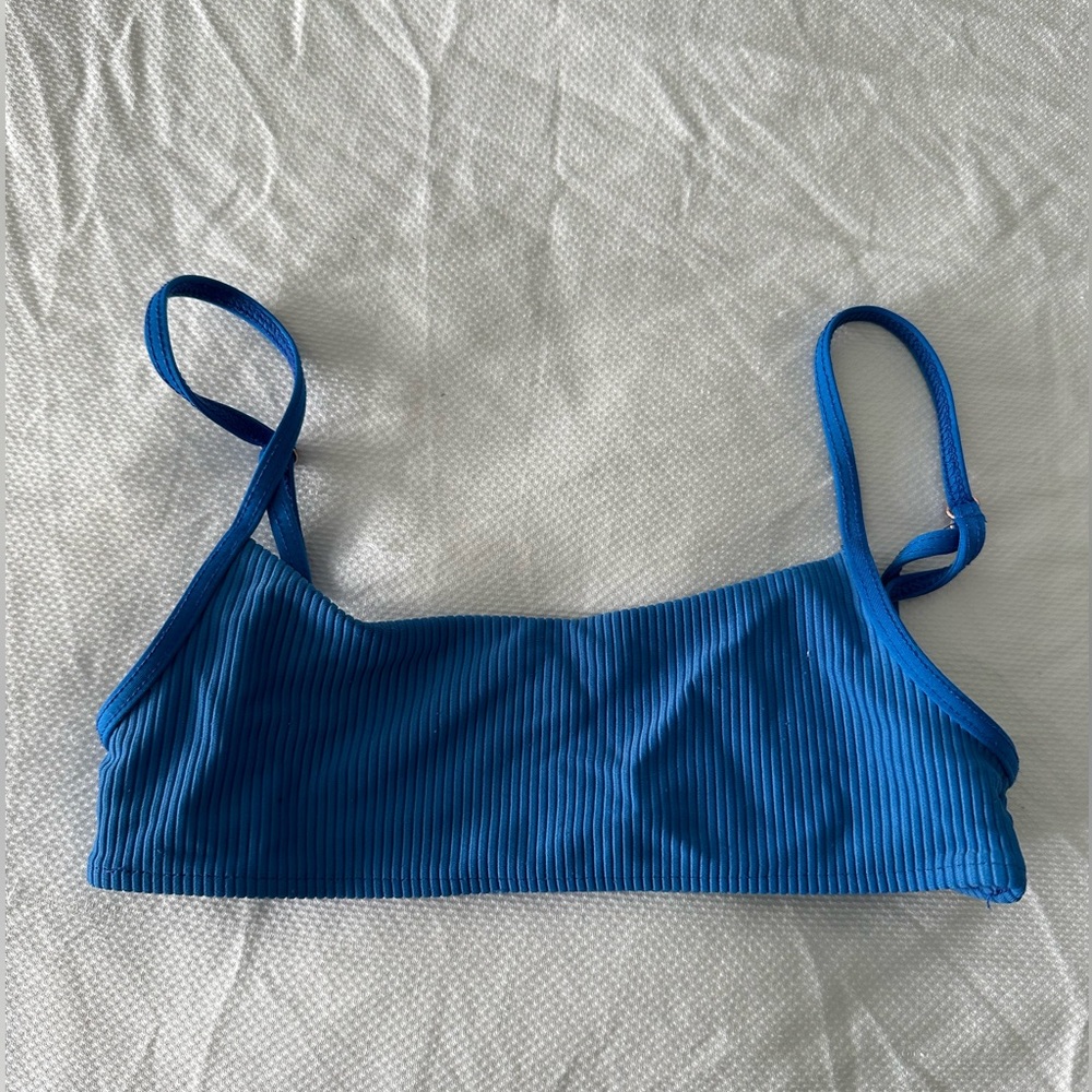 Frankies bikinis blue bikini top size xs perfect condition